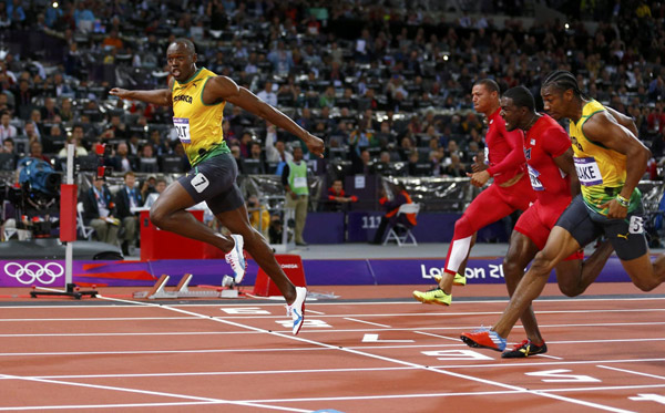 Brilliant Bolt scorches to 100m gold