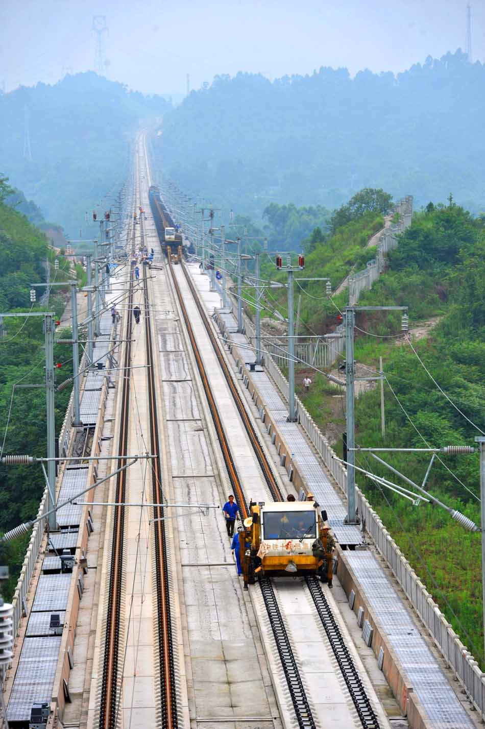 Chengdu-Mianyang-Leshan ready for service