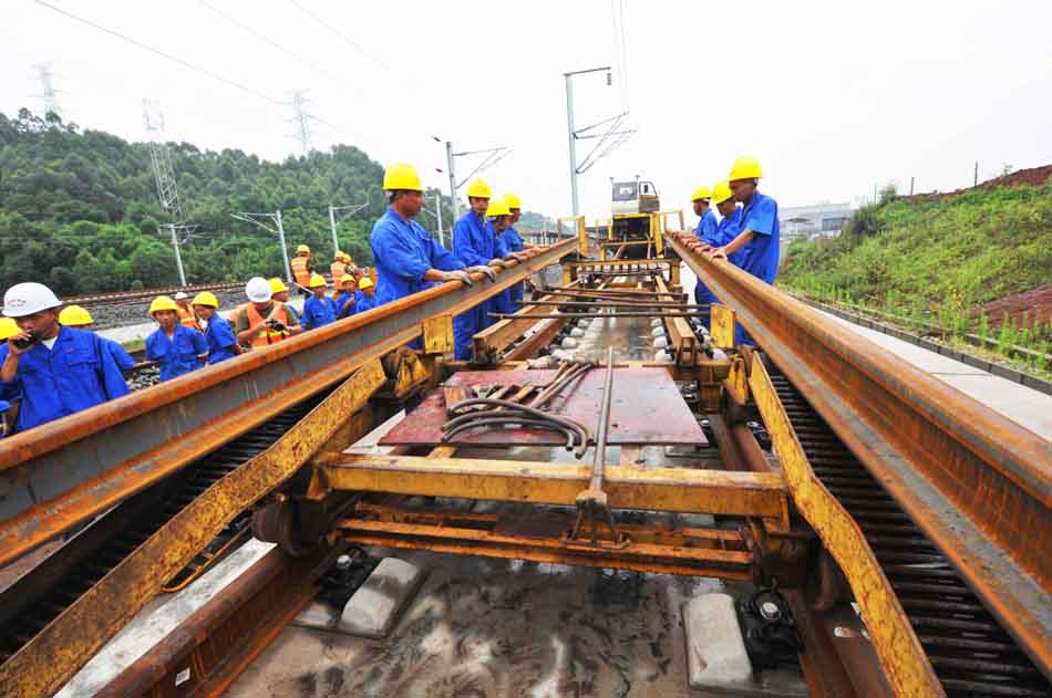 Chengdu-Mianyang-Leshan ready for service