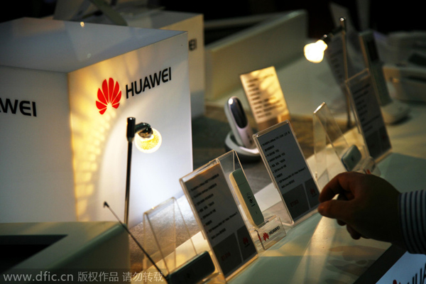 China's smartphone shipments decline but top five gain market share