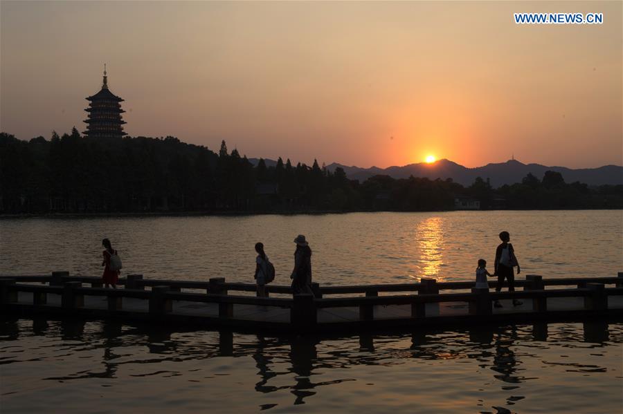 Scenery of West Lake in E China's Zhejiang