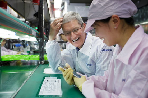 Tim Cook's ten visits to China