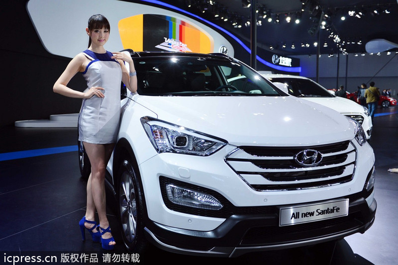 Models at Guangzhou auto show