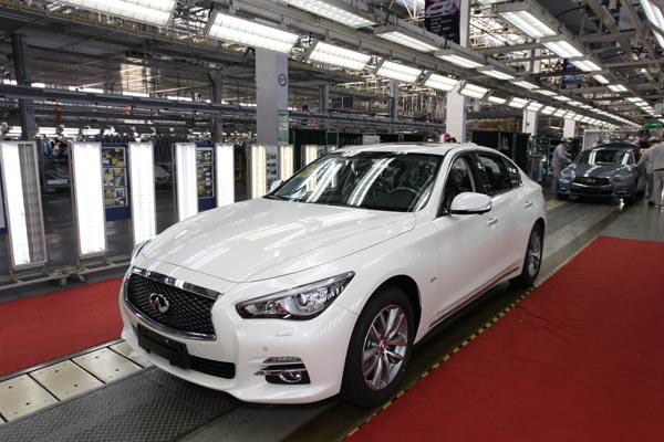 Infiniti's China-made Q50L rolls out