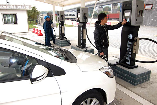 China tackles charging bottleneck