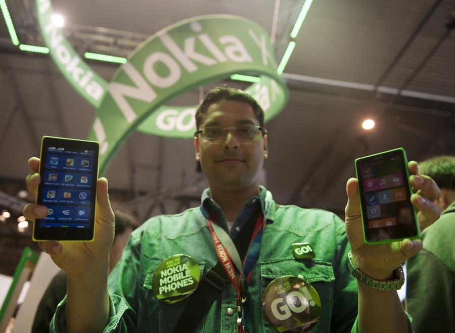 Stephen Elop unveils Nokia X