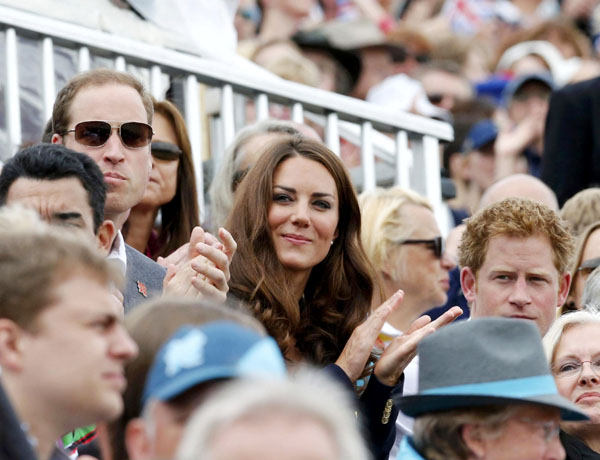 Prince William and Kate cheer at Olympics