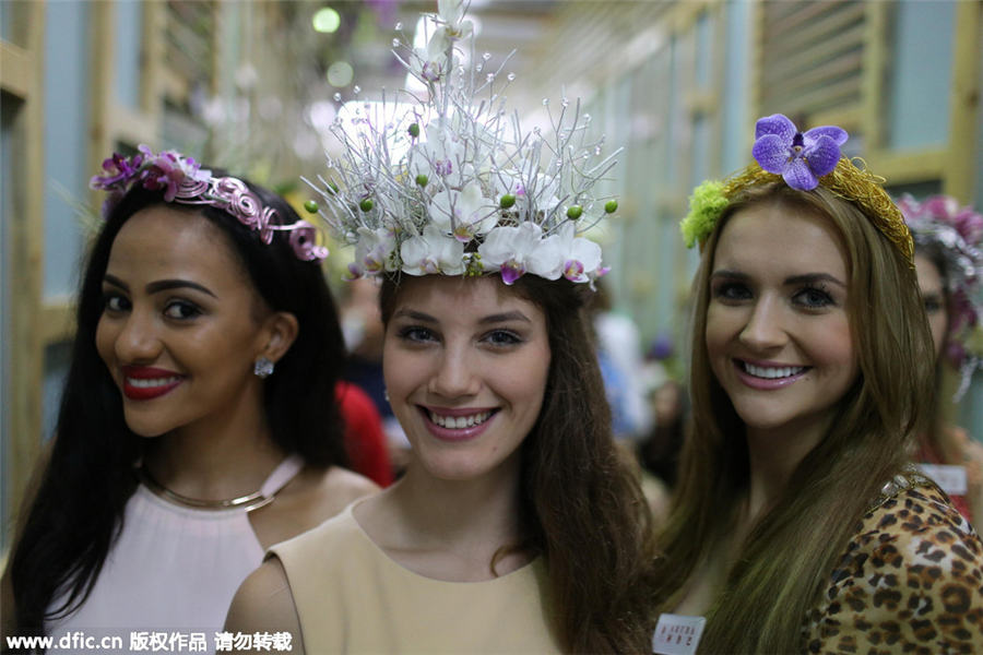 Miss World contestants at Sanya orchid show