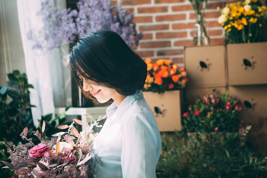 Chinese actress Gao Yuanyuan poses for fashion photos