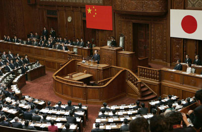 Premier Wen delivers speech to Japanese parliament