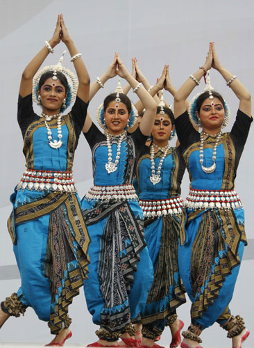 Indian dancers present classical moves at Expo