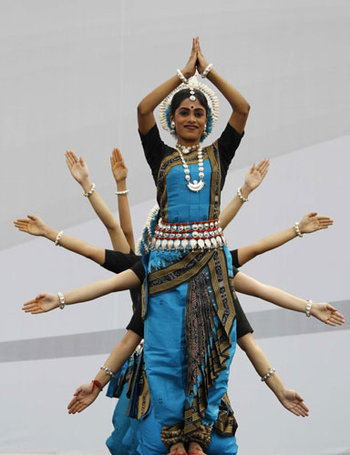 Indian dancers present classical moves at Expo