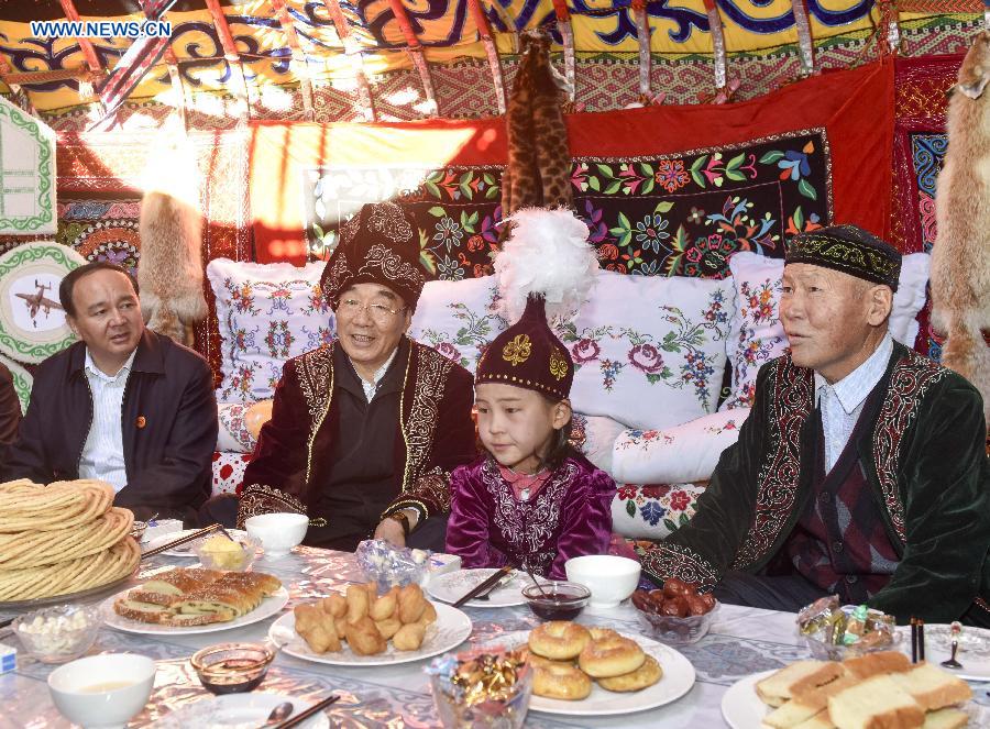 Central officials visit Hami, Changji, Karamay in Xinjiang