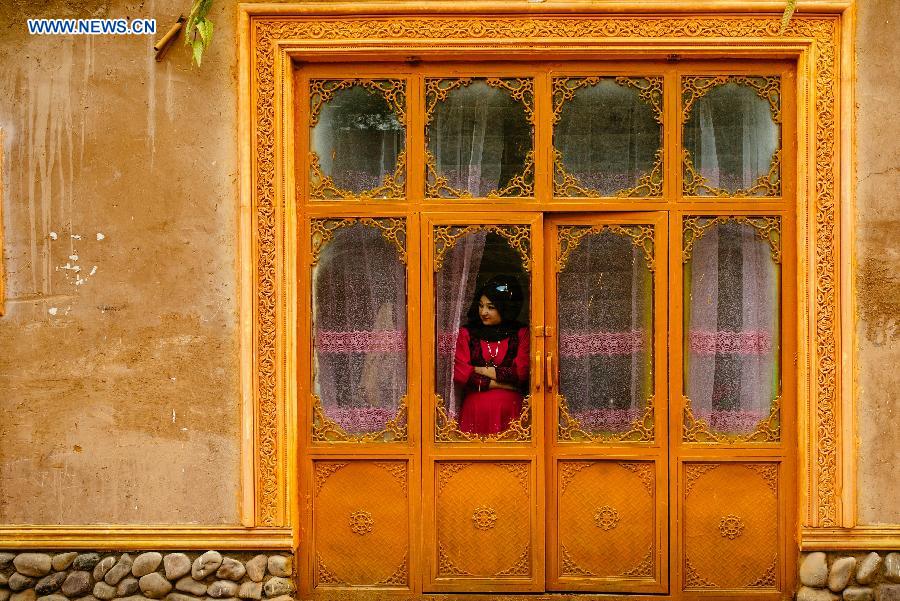 Daily life in old town of Kashgar in Xinjiang