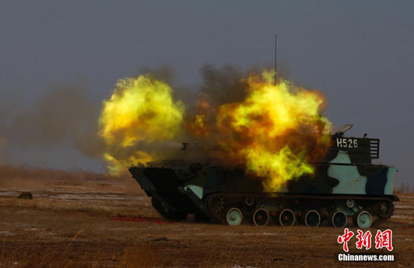 Chinese marines conduct combat training