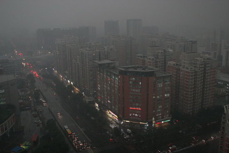 Darkness at noon: Beijing hit by thunderstorm