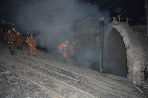 42 dead, 66 trapped in coal mine blast