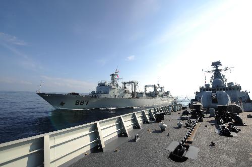 Chinese Navy on 5th escort mission in Aden Gulf finishes 1st replenishment