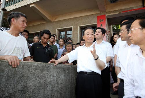 Premier Wen urges disaster prevention during floods