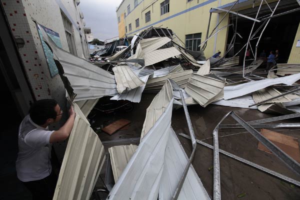 18 killed, 155 injured in S China hailstorm