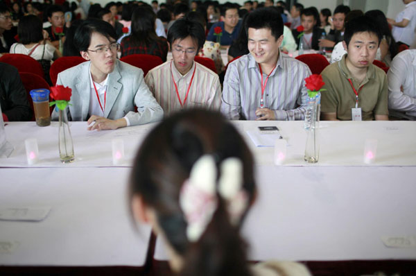 Blind date held in Shanghai