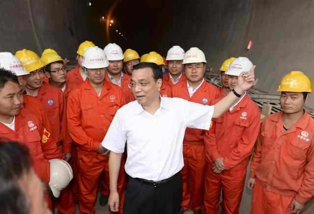 Railway construction in the west opens the door to fortune: Premier