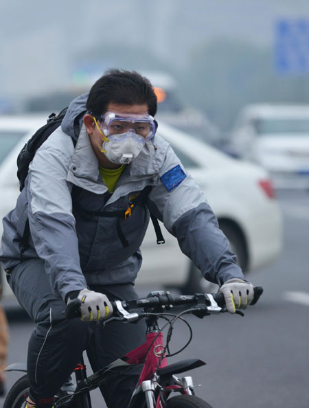 Sept sees high number of smoggy days in north, east<BR>