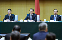 Premier Li meets Hungarian leader