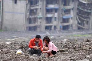 Shandong students dive into earthquake safety