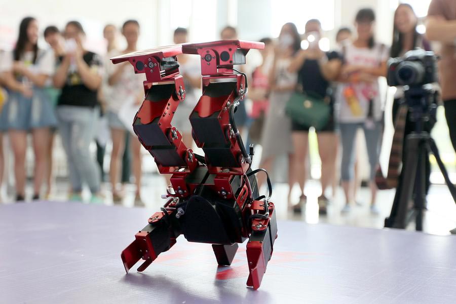 Robot competition in North China's Tianjin