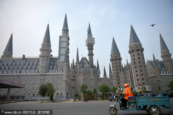 College building resembles magical Harry Potter school