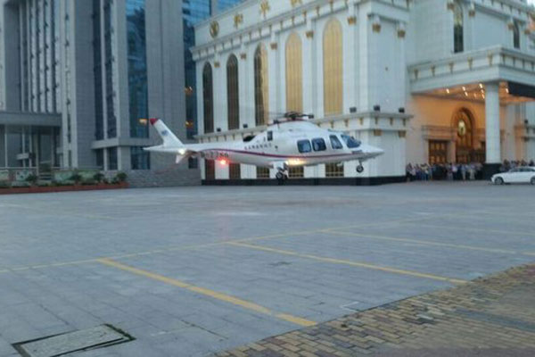 Man takes private chopper home for Mid-Autumn Festival