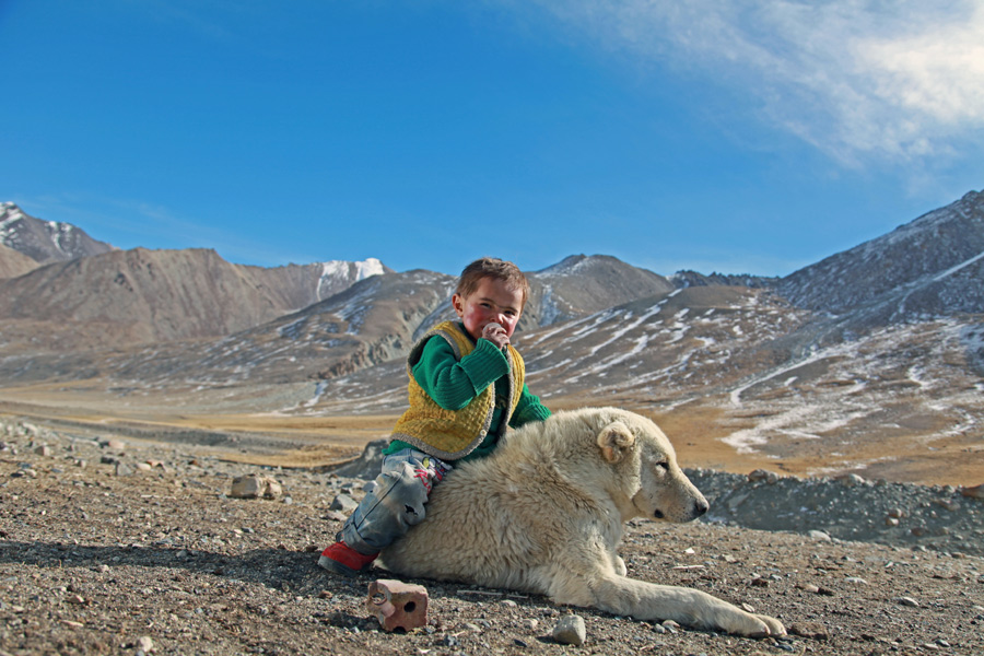 Tajik herdsman's life through the lens of a soldier (Part I)