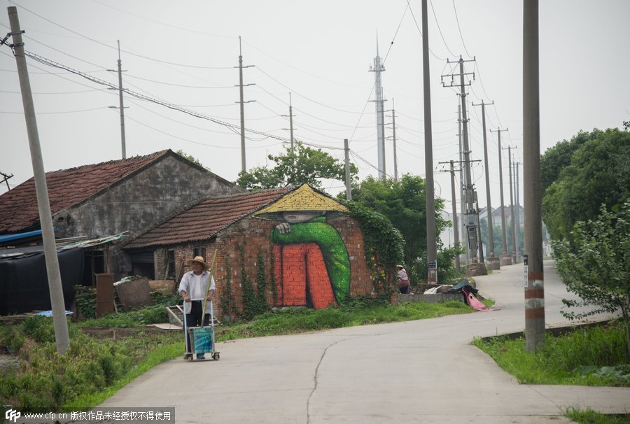 French street artist finds inspiration in Shanghai village