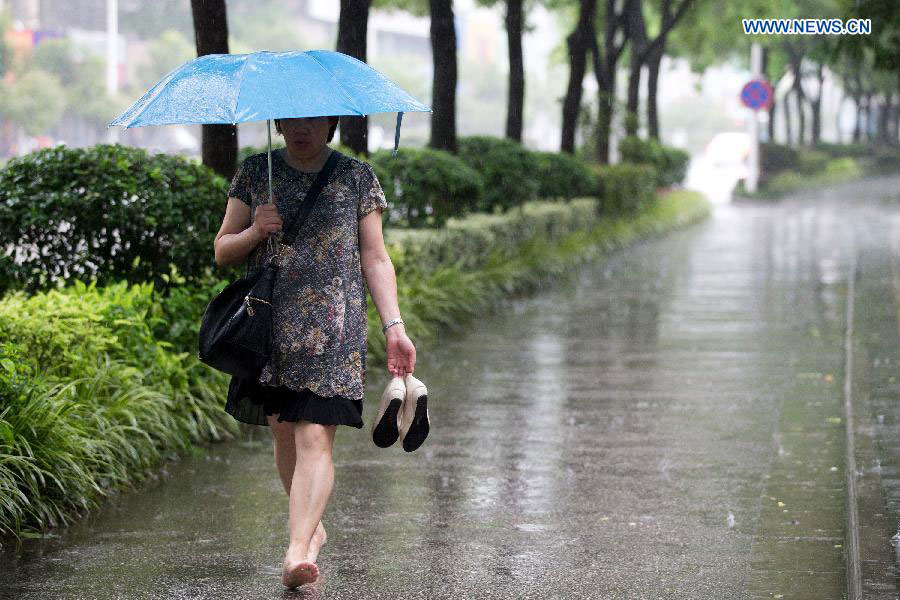 University dorm flooded as torrential rains continue in E China