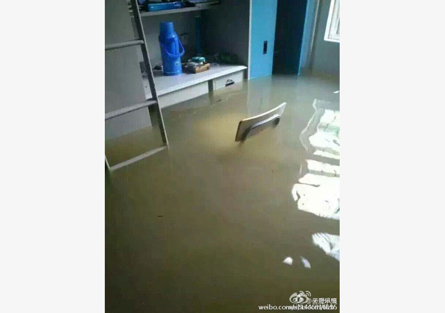 University dorm flooded as torrential rains continue in E China