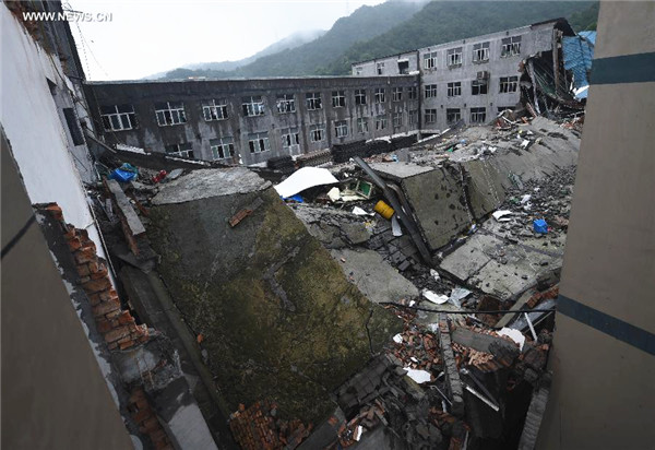 12 dead in East China shoe factory collapse