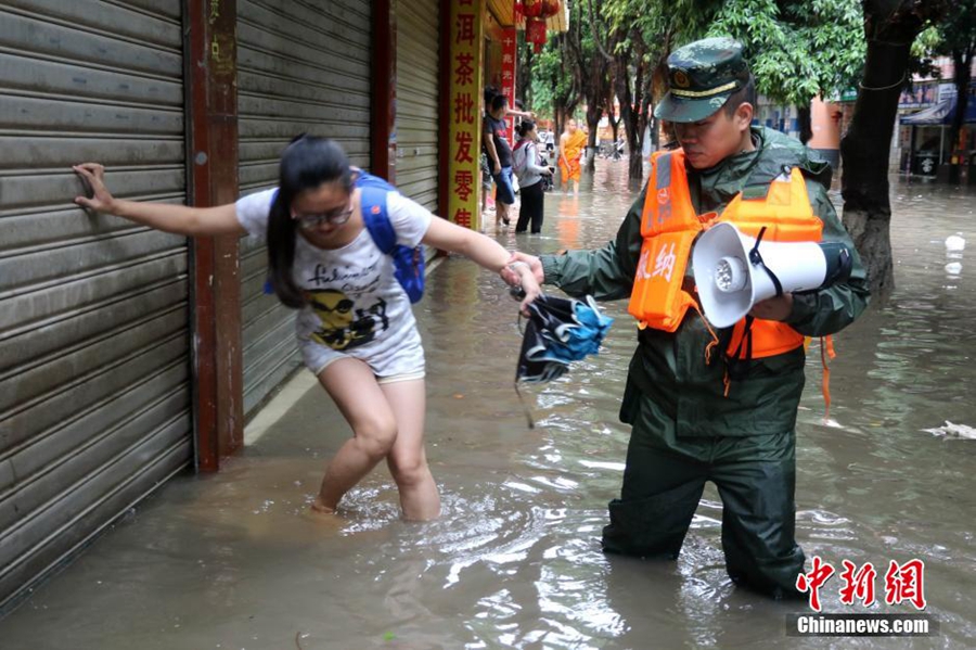 200 evacuated after floods in SW China