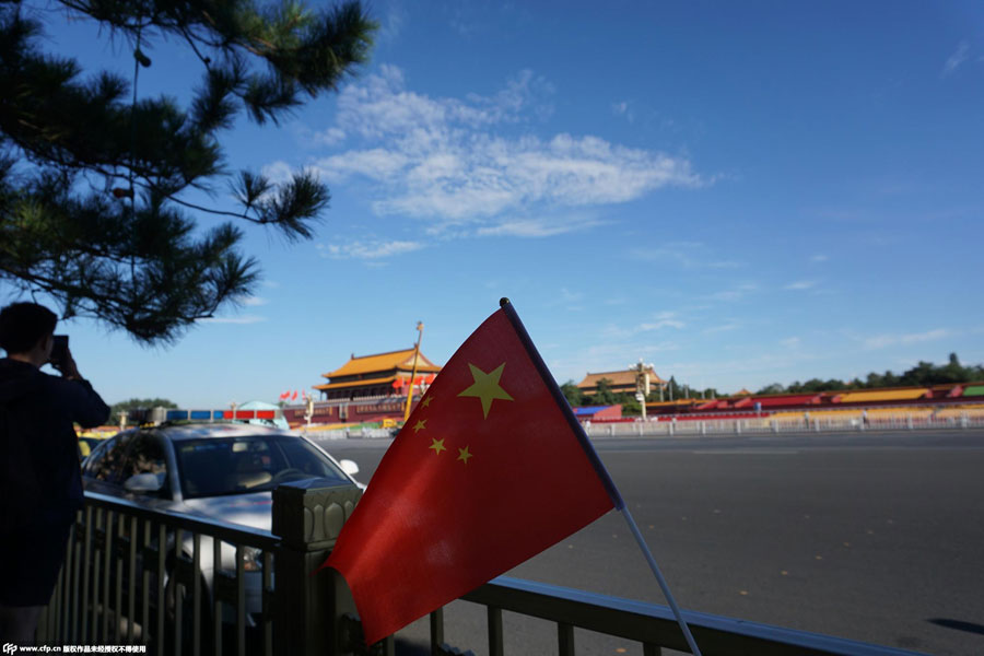 Clear blue sky reveals Beijing's beauty