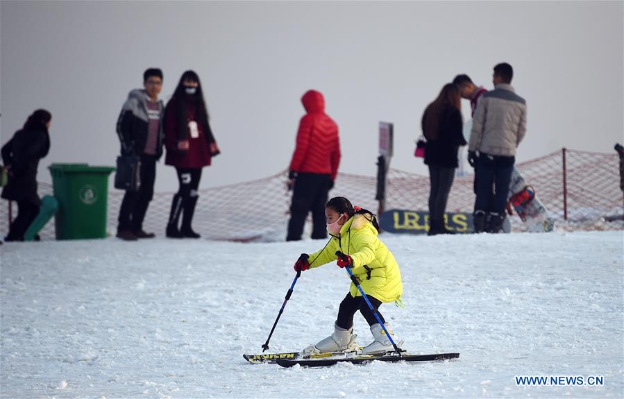 4th snow and lights festival opens in Yinchuan