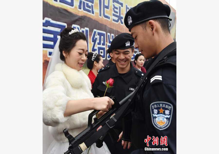 SWAT members hold romantic wedding in E China