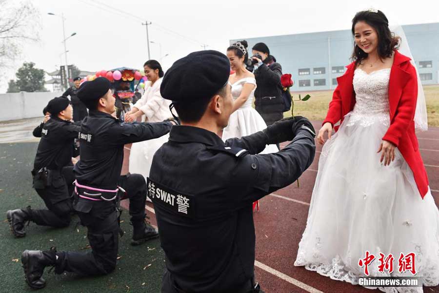 SWAT members hold romantic wedding in E China