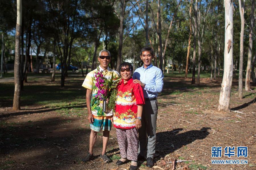 Cancer-survivor marks golden wedding anniversary with daring Australia trip