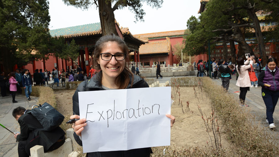 Harvard students scale the Great Wall