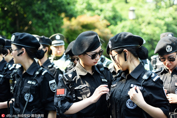 All-female patrol formed to help out Hangzhou tourists