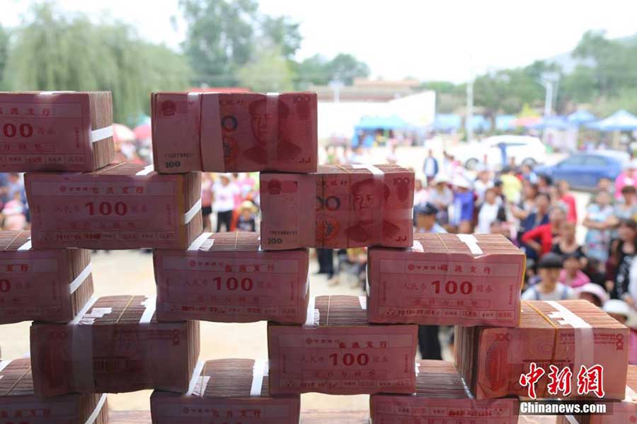 Farmers receive big dividends for planting trees