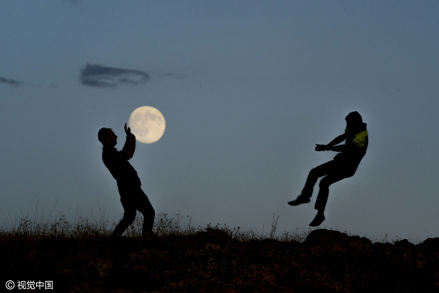 Fun side of a full moon