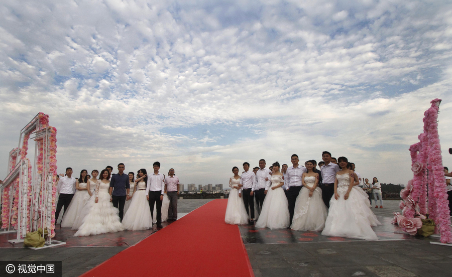 Ancient backdrop, modern couples