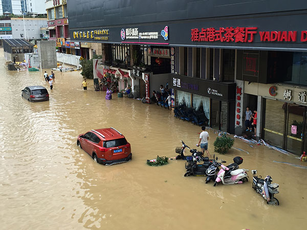 Typhoon Megi makes landfall in East China