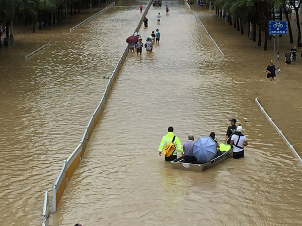 Typhoon Megi makes landfall in East China